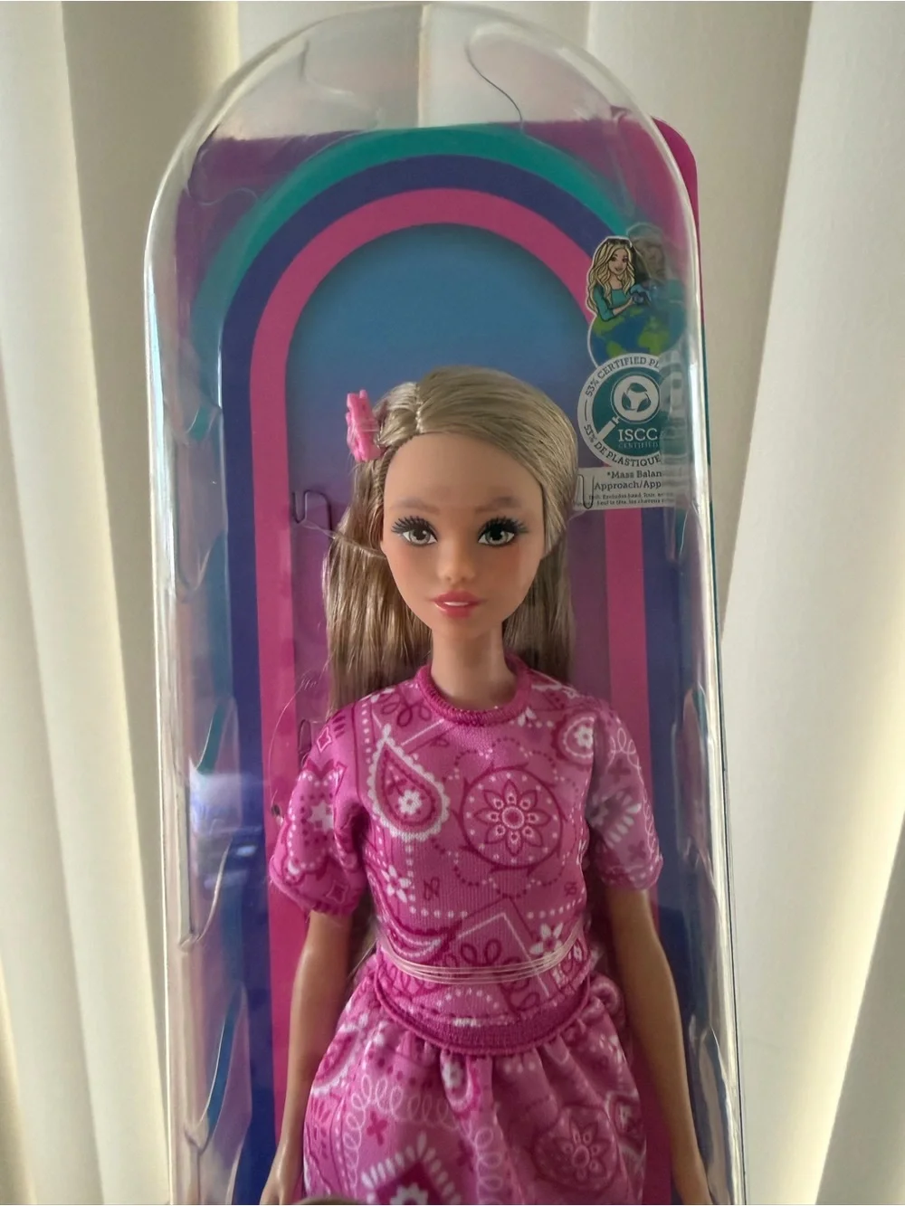Barbie doll odile Fashion Doll in Paisley Dress - Kids Toy